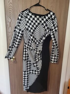Black & White Houndstooth Paneled Bodycon Dress